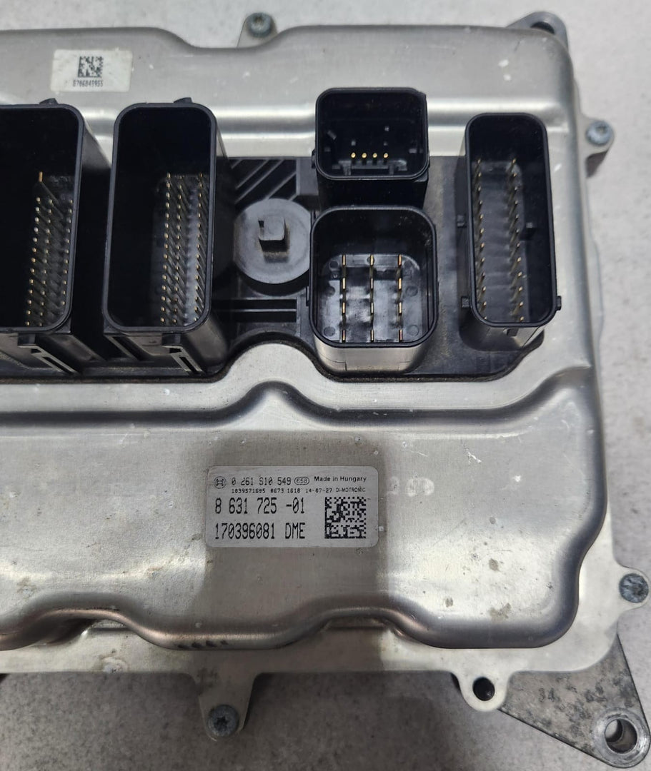 BMW F30 320i F32 N20 Engine Control Unit DME Set 8631725 OEM