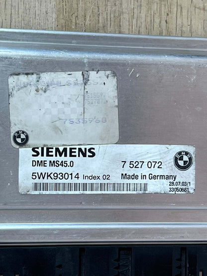 2004 BMW 530i Engine Control Module 7527072 5 Series E60 E61 530i, X3 E83 MS45.0