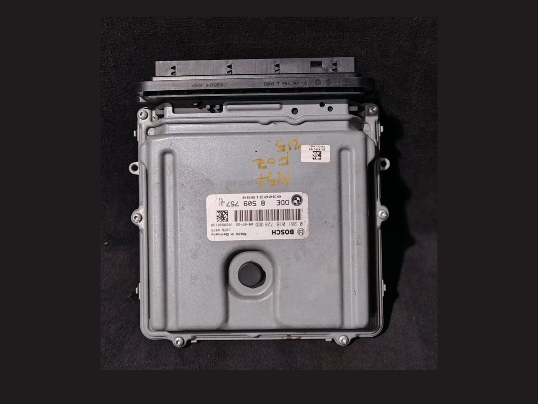 BMW 5 7 SERIES F01 F02 F10 F07 N57 D30A ENGINE CONTROL AUTOMATIC - DDE  8509757