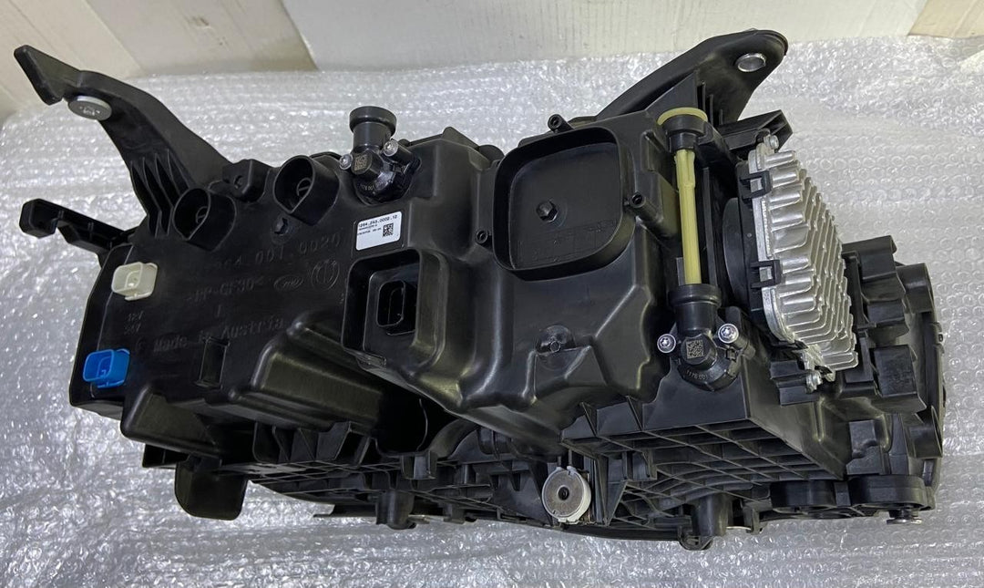 OEM BMW G70 7 SERIES Headlight LED Left Side Brand New ECE LHD 4A276F3 No module