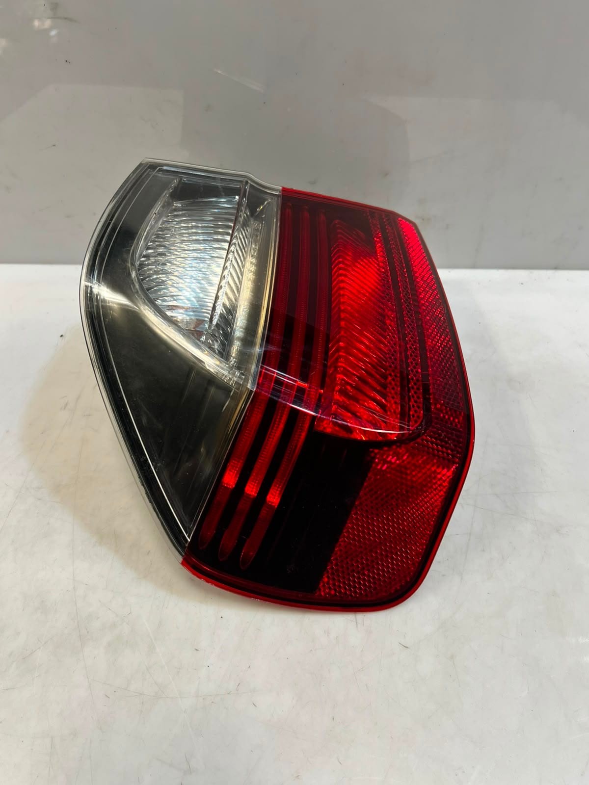 BMW  3 Series E90 TYC TAIL Light Rear Left RIGHT BACKLIGHT 0406879 0406880 OEM