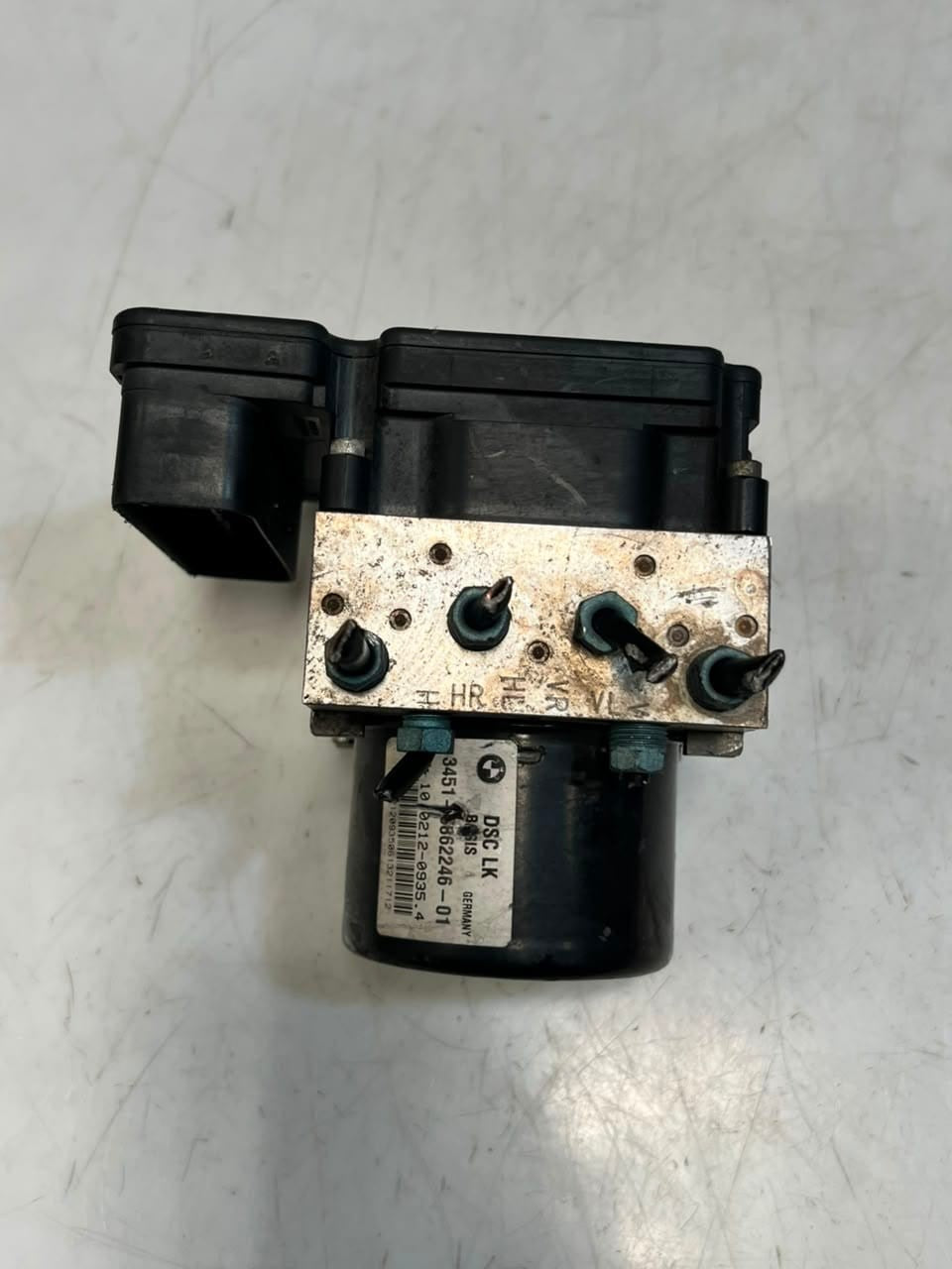 2013 BMW 320i 3' F30 F31 DSC HYDRAULIC ABS Pump Module 6862246 OEM