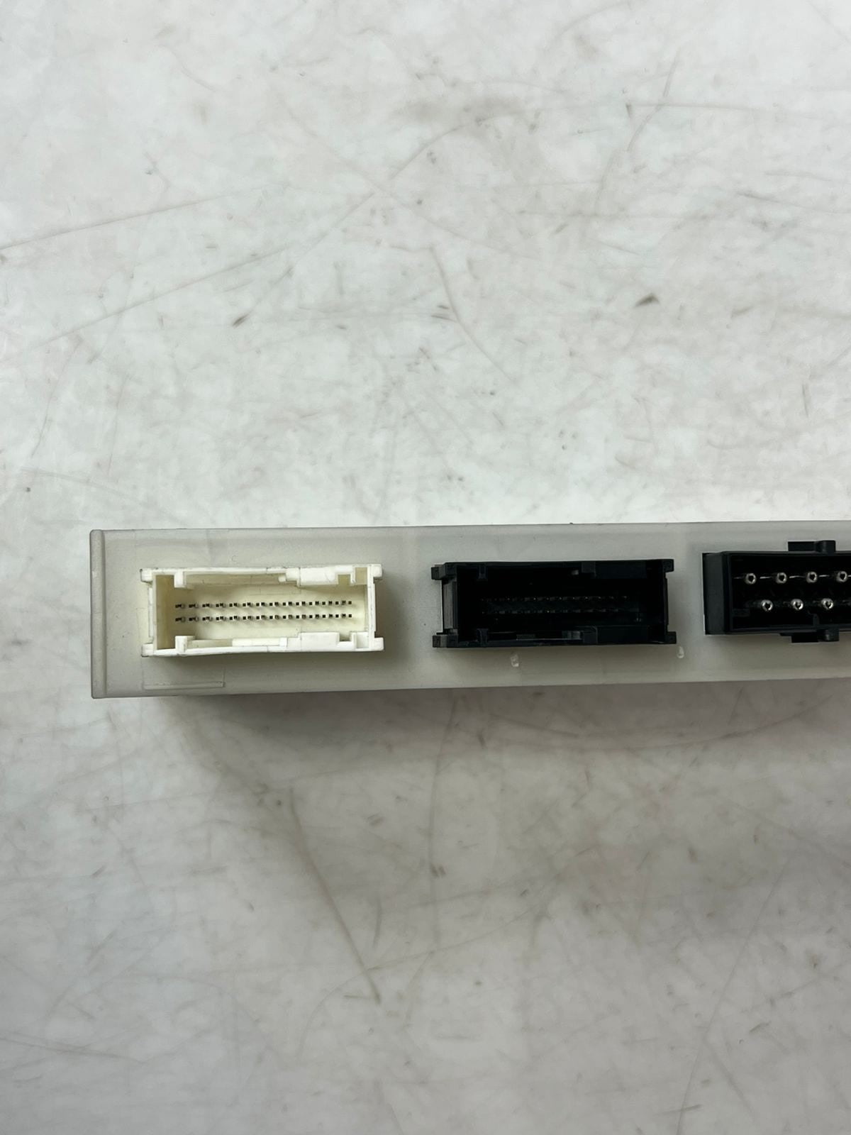 2002-2006 BMW X5 E53 Body Control Module BCM 6946947 OEM