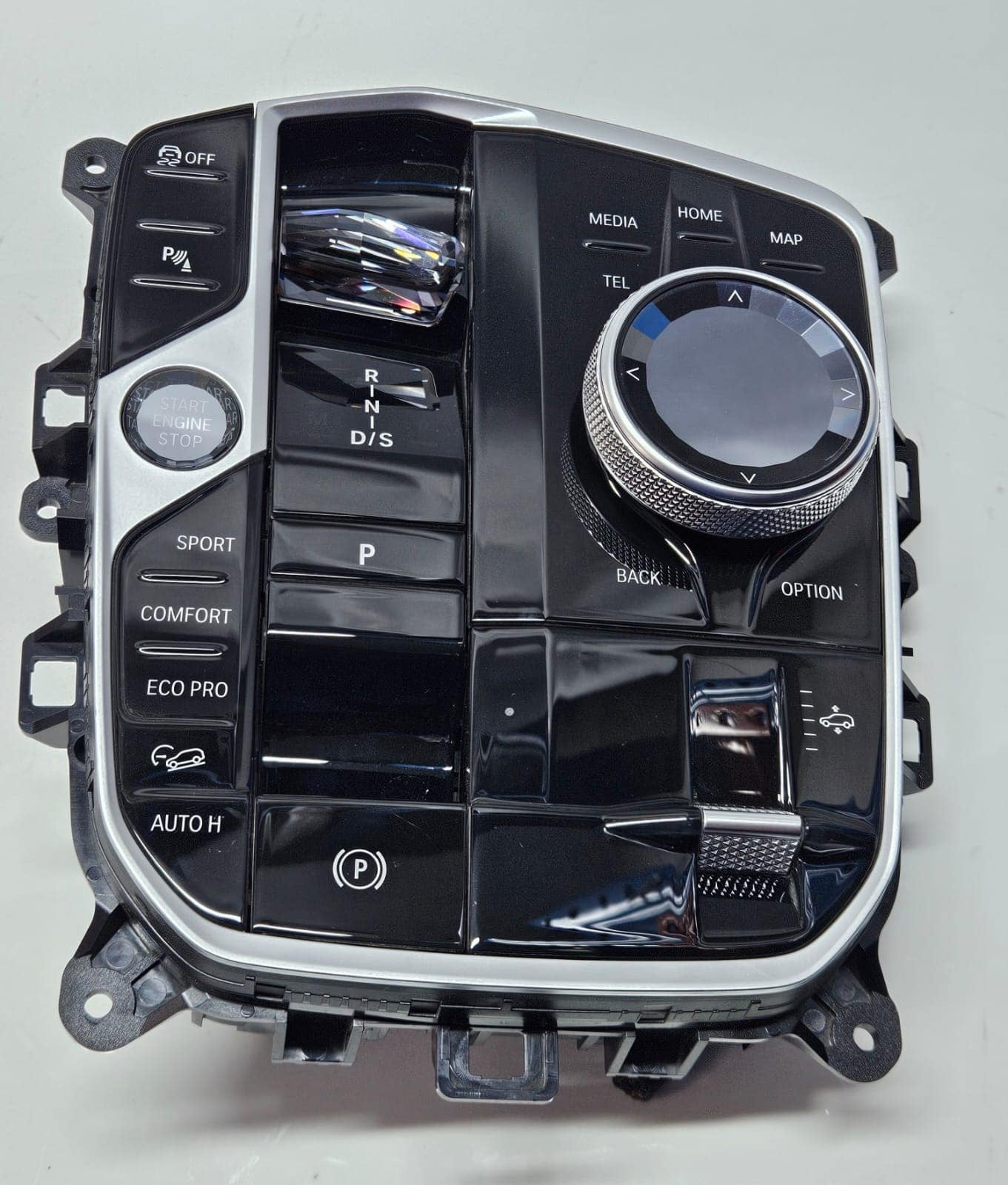 5A6AEE5-2022 BMW X7 G05 G06 Center Console Control Panel Gear Selector LHD OEM