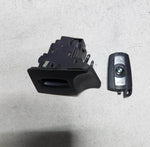 Load image into Gallery viewer, 2006-2007 BMW 525i Engine Control Module MSV70 7559178 E90 E91 E60 E61 