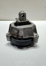 2019 BMW X3 Engine Mount 6877659 X3 G01 OEM