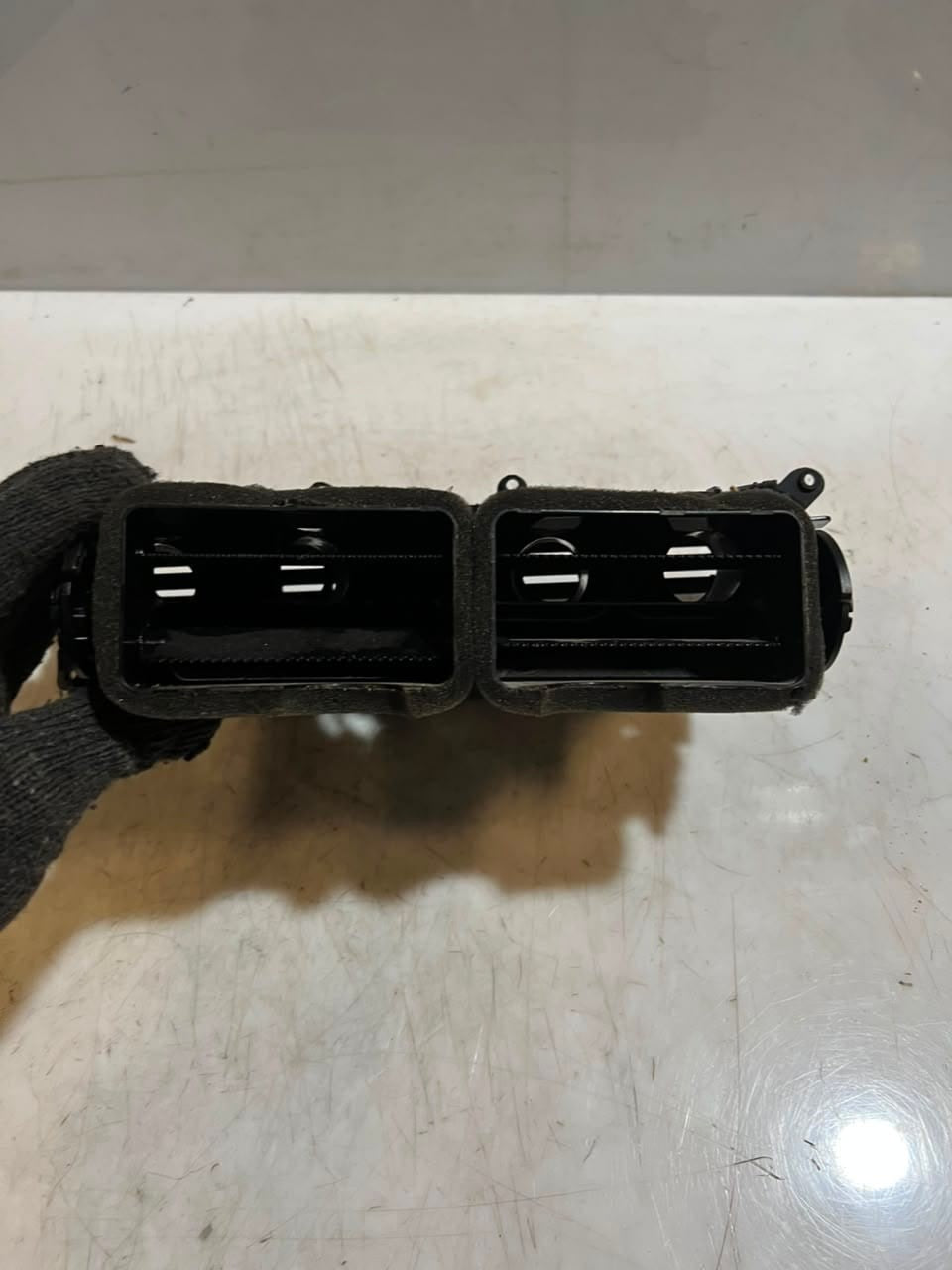 BMW 7 Series F01 F02 F03 F04 750i Center Dash Air Vent 9115859 OEM RHD