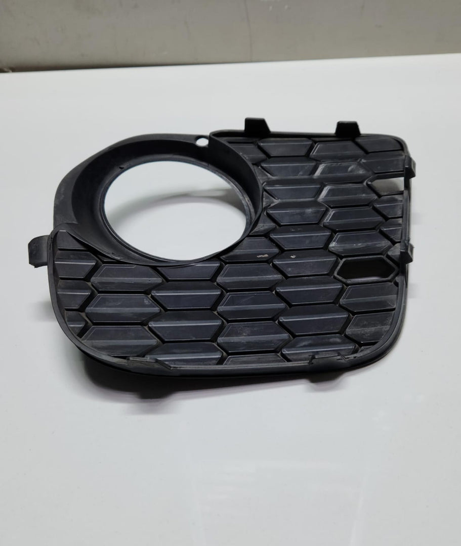 2011-2013 BMW X5 Left Closed Grille 8048021 X5 E70