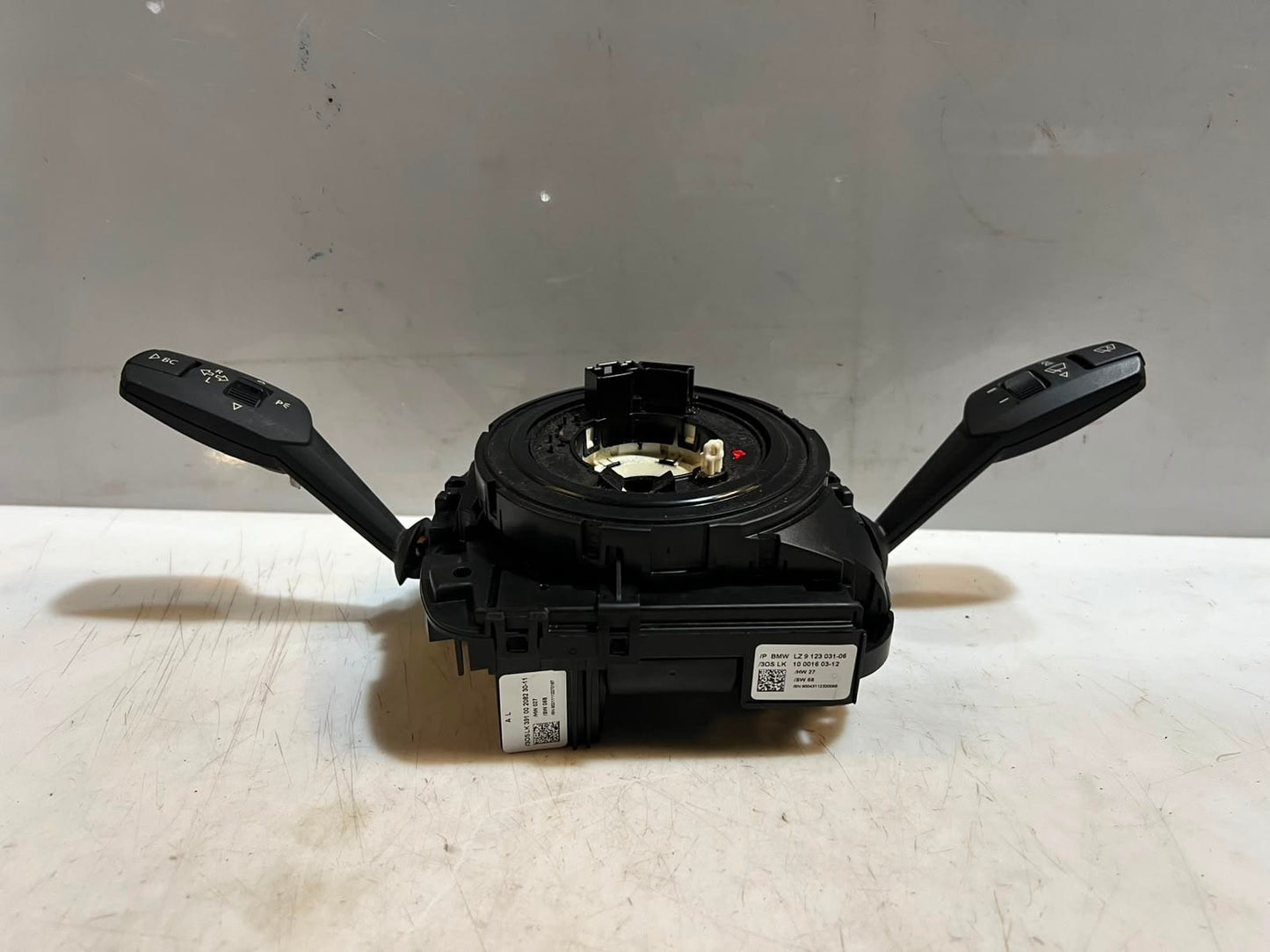 2012-2013 BMW 118i E81 E87 E88 E90 X1 E84 Steering Column Switch 9123031 OEM