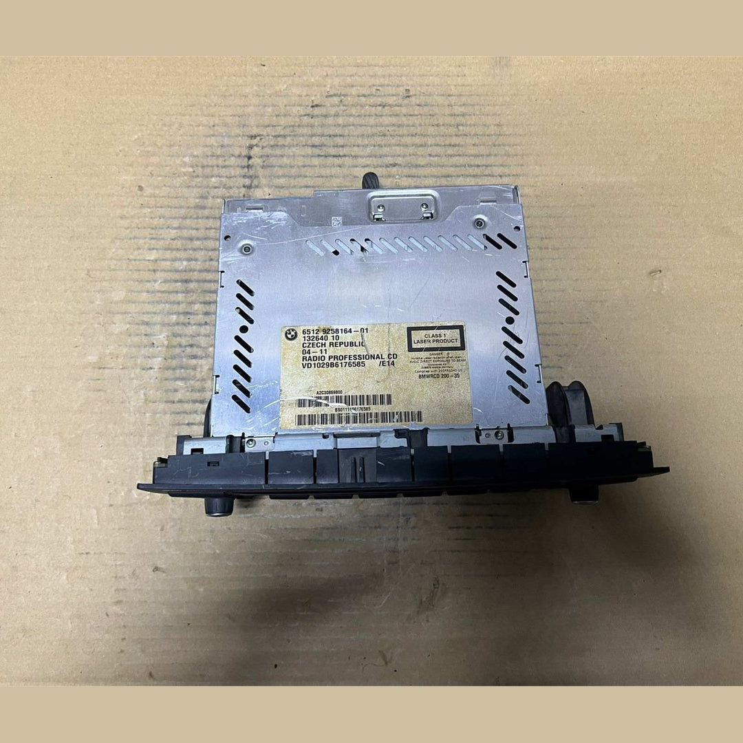 2010-2015 BMW X1 Radio Cd Player Head Unit 9258164 E90 E91 E92 E93, X1 E84