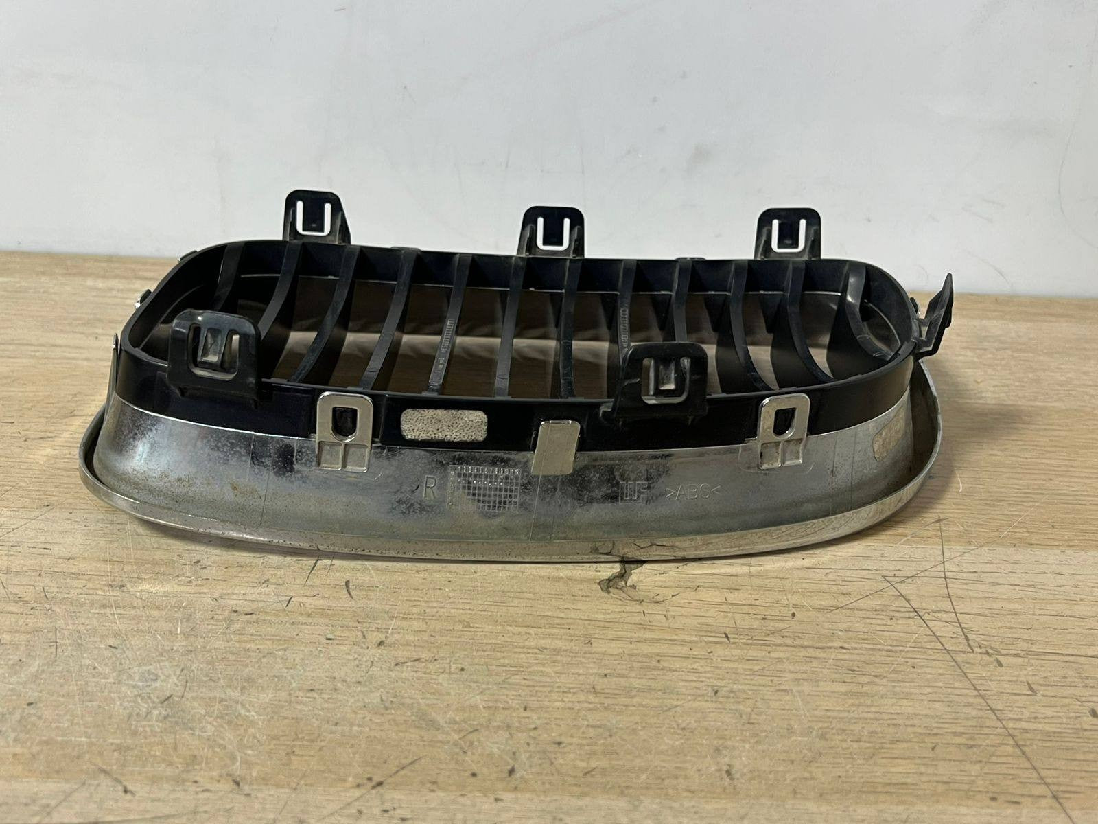 BMW 1 Series E81 E82 E87 LCI E88 Grille Chrome Frame Right O/S 7166440