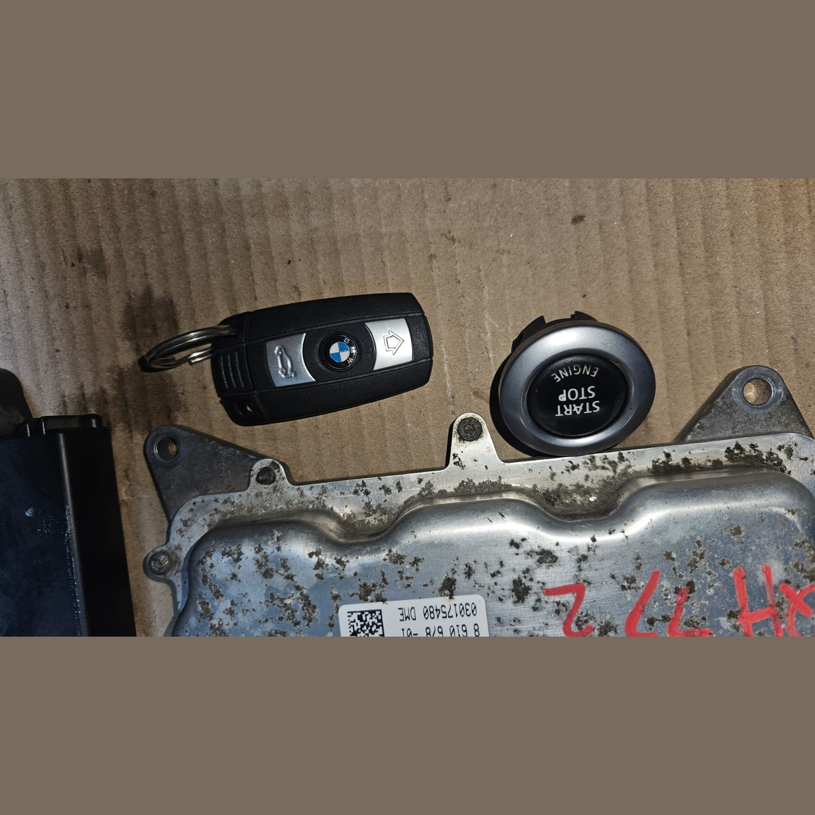 ECU SET BMW X1 E84 lci 8610678 2013 TURBO ENGINE AUTO KM 096752