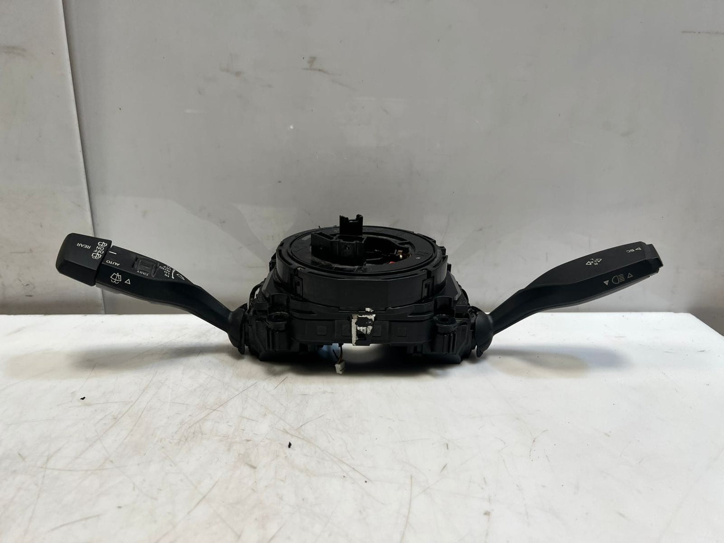 2018-2023 BMW X2 X1 Steering Column Switch Module 6823664 OEM