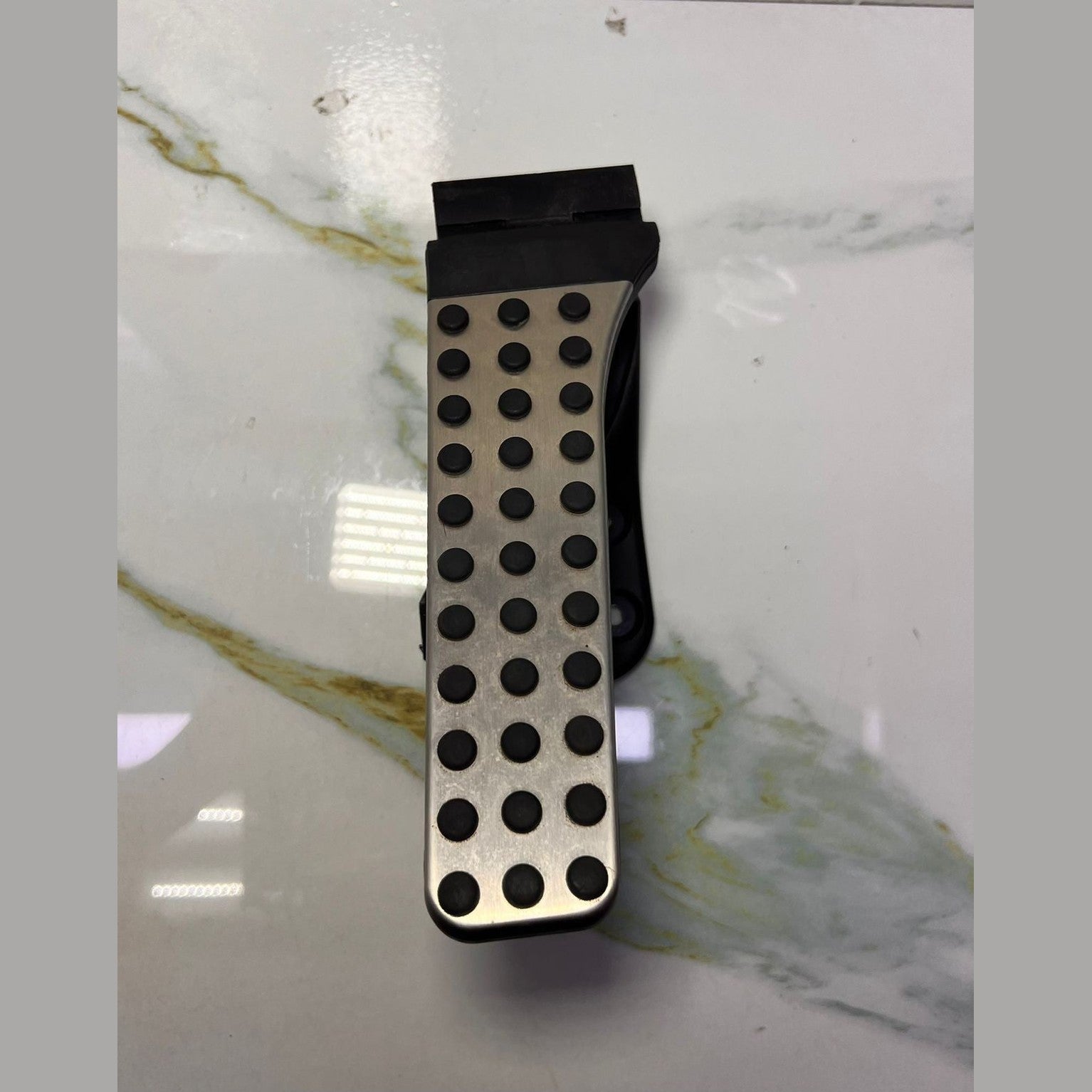 Mercedes-Benz W205 Accelerator Pedal Module A 205 300 01 04