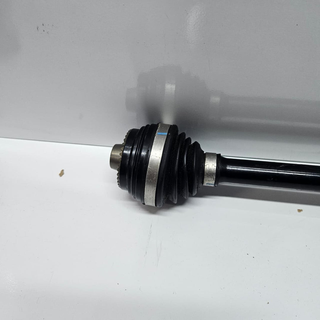 BMW 3 4 Series G20 G21 G22 G23 G26 Rear Left Drive Shaft 8482603 2020-2023