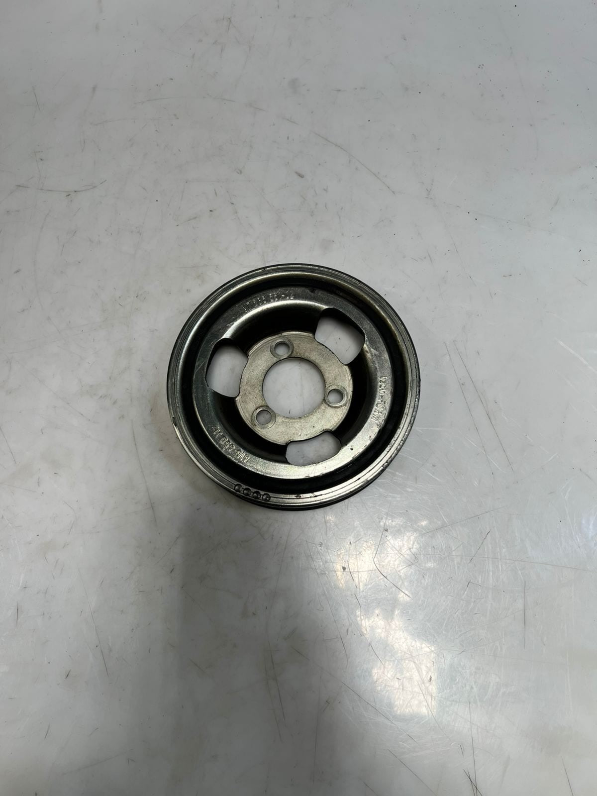 BMW 1 3 Series F30 F31 F35 F20 F21 Engine Crankshaft vibration Pulley 7638551 