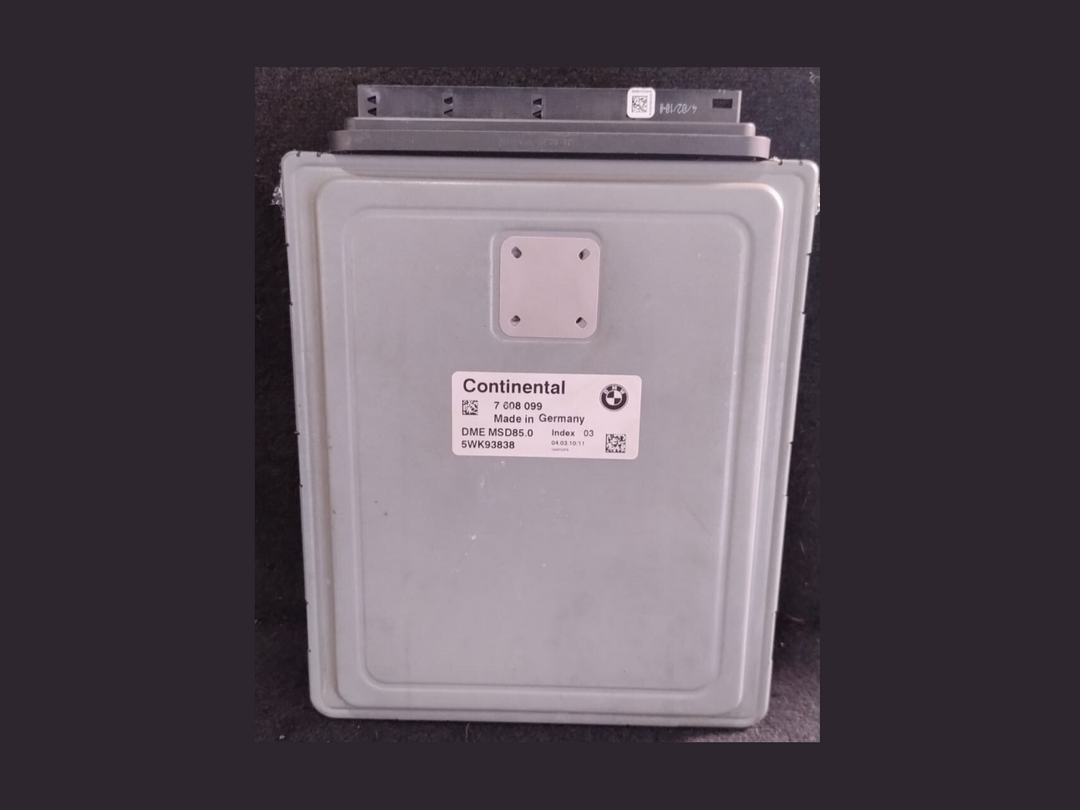 BMW 750i 7608099 Engine Control Module Unit Complete set with key  N63 TWIN TURB