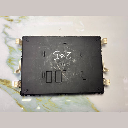 Mercedes-Benz Body Control Module A 205 9007339 W205 C-Class