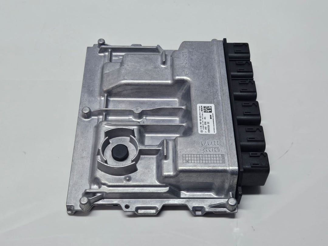 7102358-2019 BMW X5 X7 B57 Engine Control Unit DDE ECU Only OEM