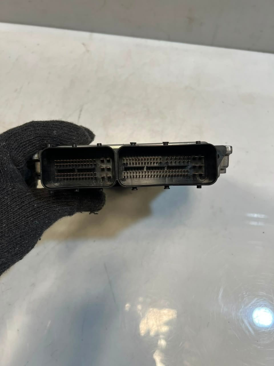 BMW 1 Series E81 E87 3' E90 E91 Engine Control Unit ECU ONLY 7585247 OEM