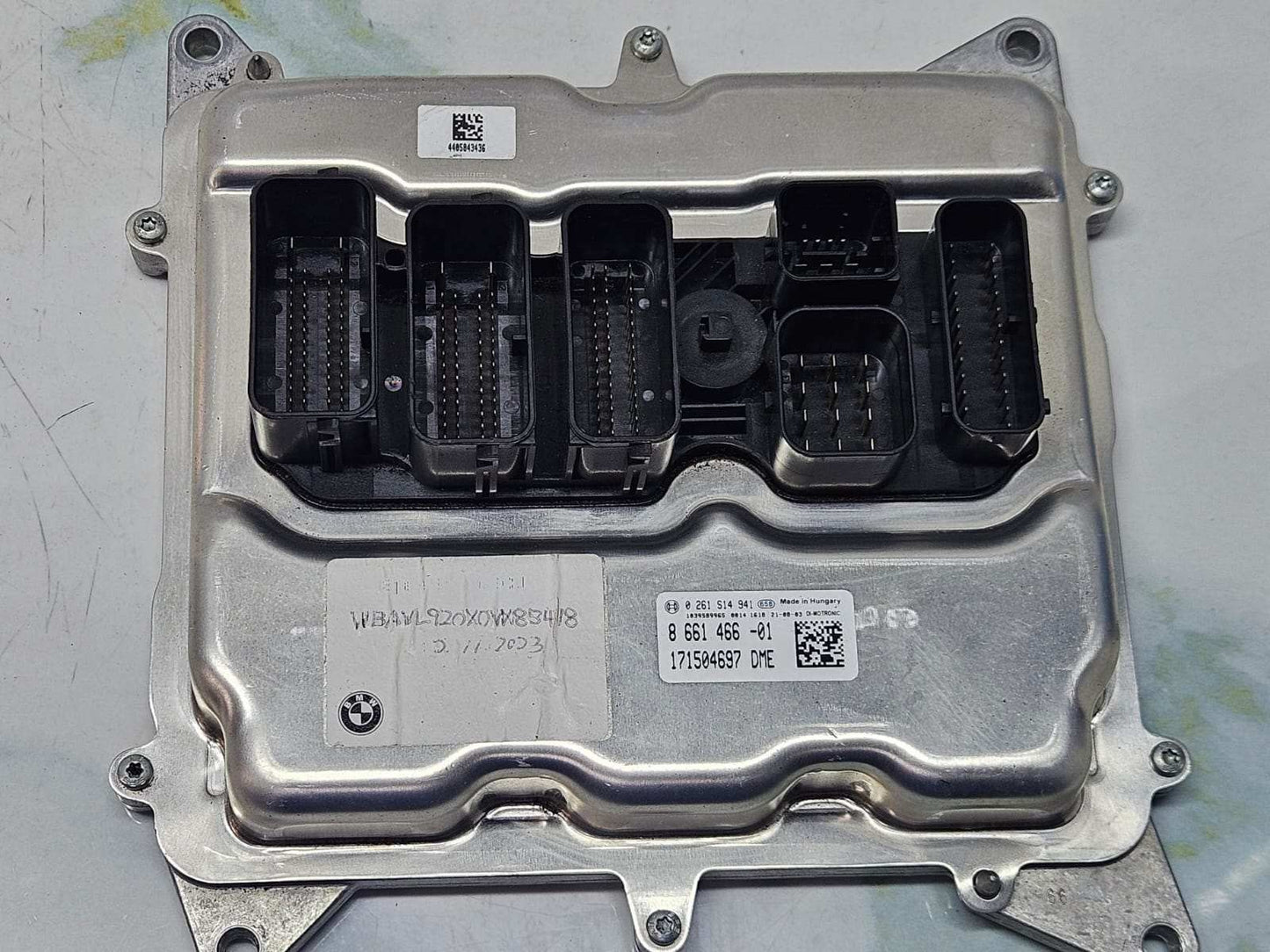 BMW X1 20i E84 N20 ENGINE CONTROL UNIT ECU ONLY DME 8661466 OEM