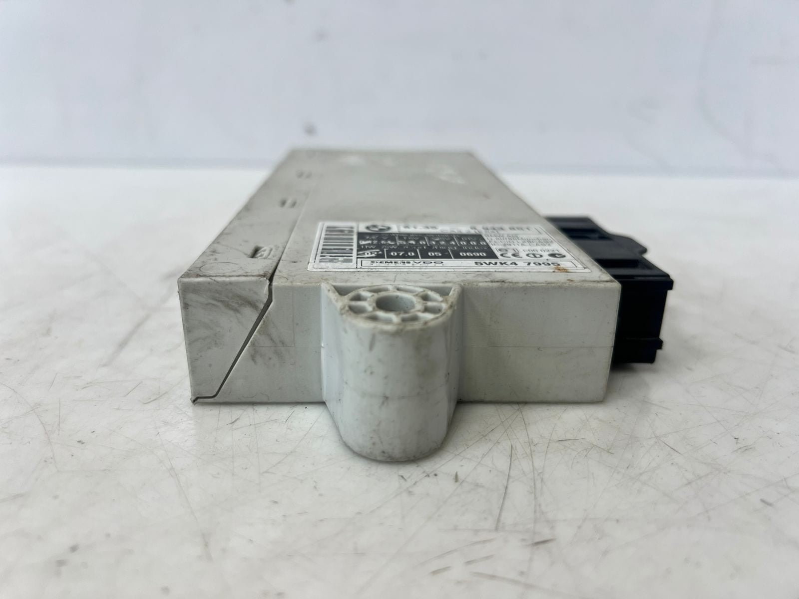 BMW 5 Series E60 E61 M54 525I Car Access System Control Module 6943851 OEM