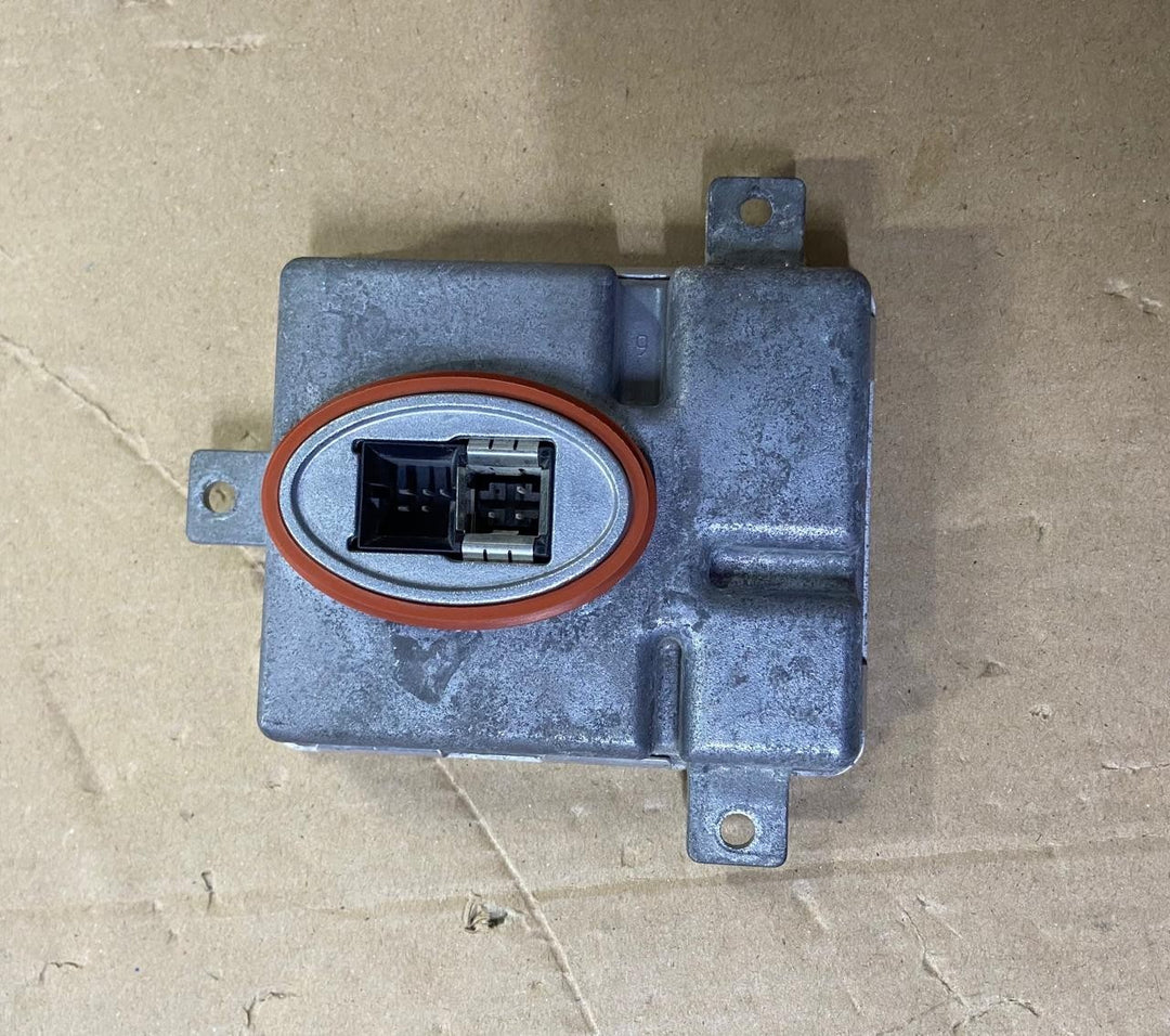 OEM BMW F02 HID Ballast Control Unit Module Left Right 7250624