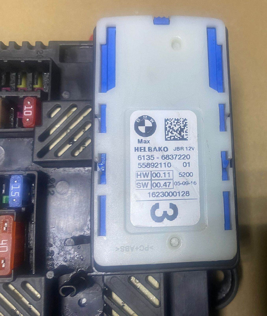 2018 BMW 430i Power Distribution Box 9393144, G11 G12, 750i, and 430i
