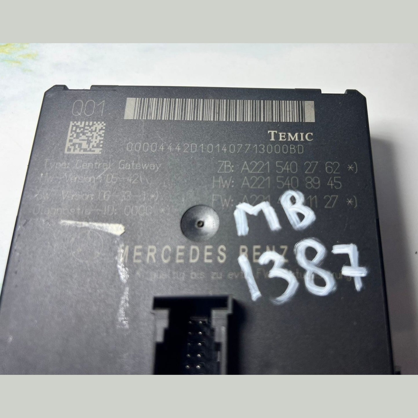 07-14 Mercedes-Benz S550 Central Gateway Control Module A2215402762 W221 W216 CL