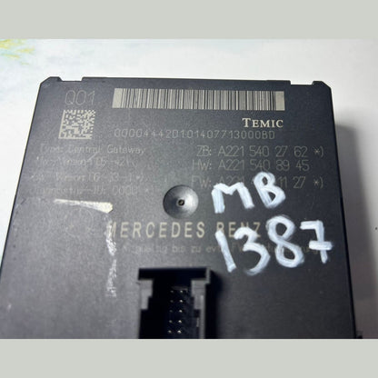 07-14 Mercedes-Benz S550 Central Gateway Control Module A2215402762 W221 W216 CL