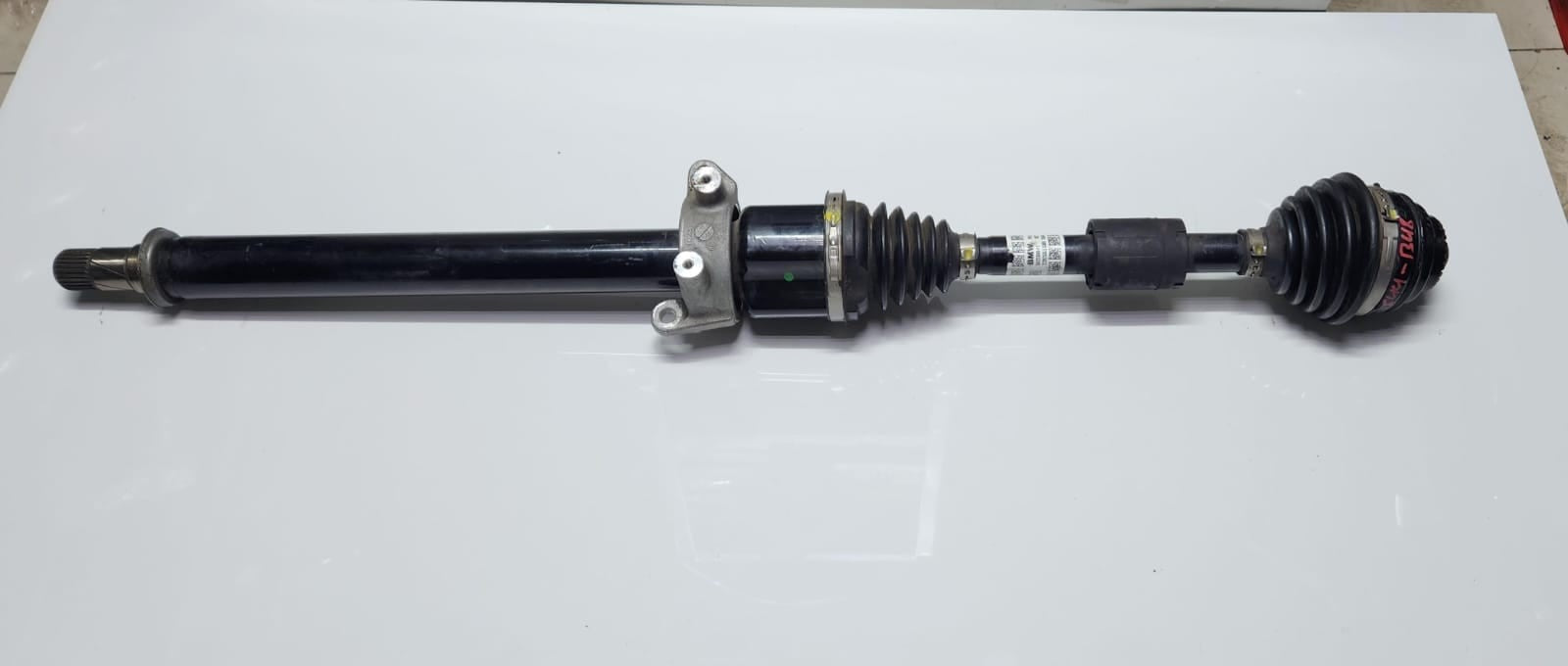 2018-2023 BMW X2 Front Driveshaft 5A2E048 X2 F39