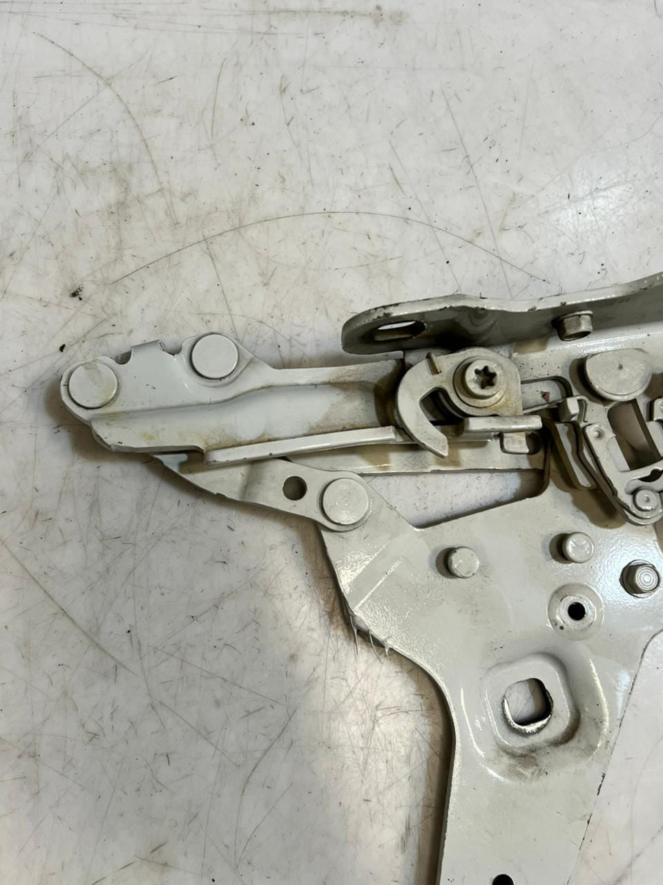 2014-2019 BMW X5 F15 Bonnet Hinge FRONT RIGHT LEFT 4822222 4822221 OEM