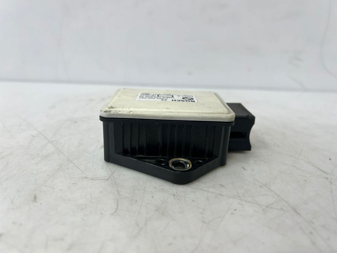 2008-2010 BMW 535i E60 E61 E63 E64 E90 528I 530XI X5 Yaw Rate Sensor 6774602 OEM