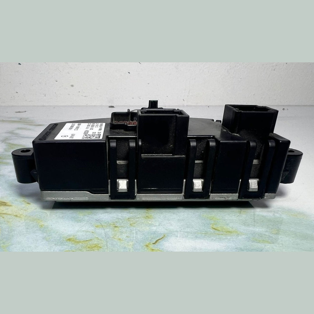2018-2022 Mercedes-Benz Sprinter Blower Motor Resistor A0009069307