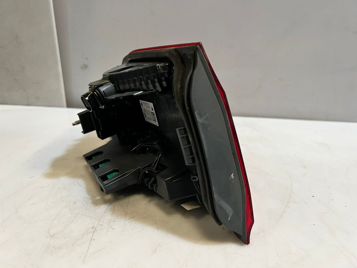 BMW 3 Series F30 F31 F35 LCI F80 M3 Rear Inner Tail Light Right 7369120 OEM
