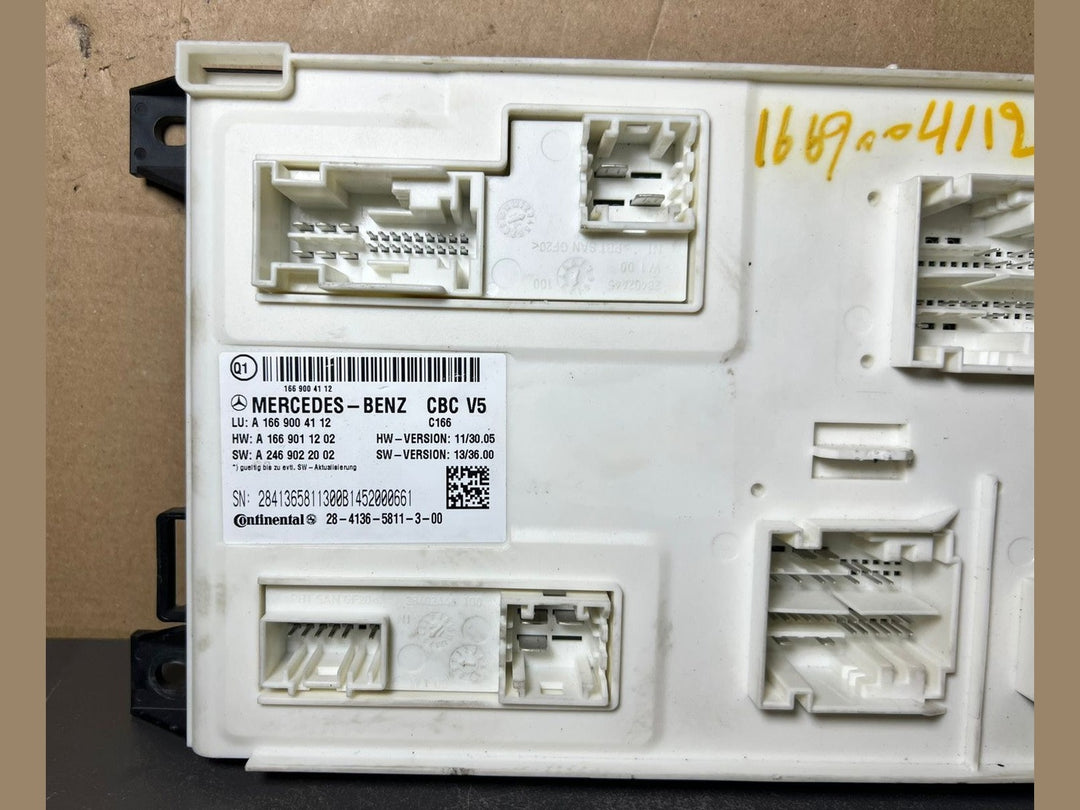 Mercedes-Benz W166 ML GL GLE Front SAM Body Control Module Unit A166 9004112 OEM