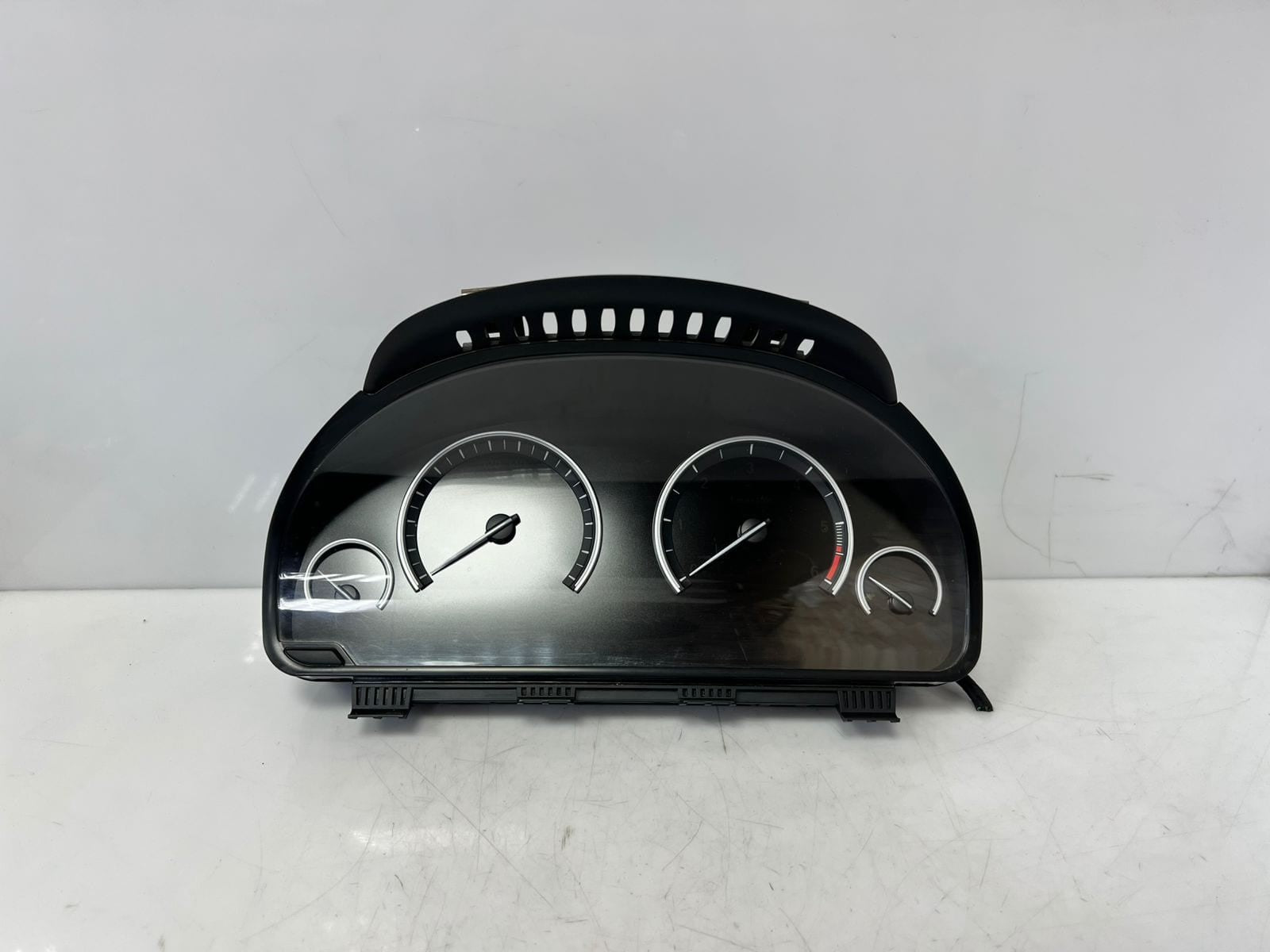 2016 BMW X5 F15 and X6 F16 Instrument Cluster Speedometer 9342820 OEM