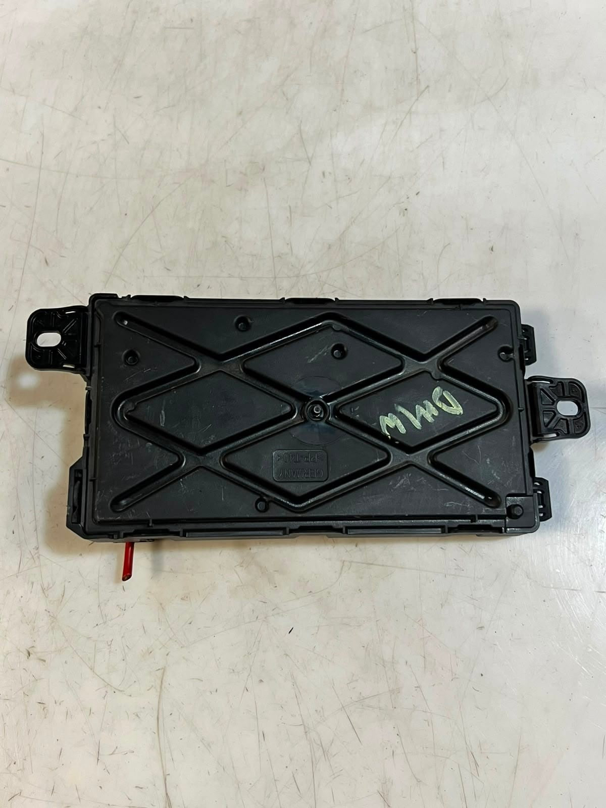BMW 3 Series F20 F22 F30 F32 Rear Electronic Module REM Body Control 9866982