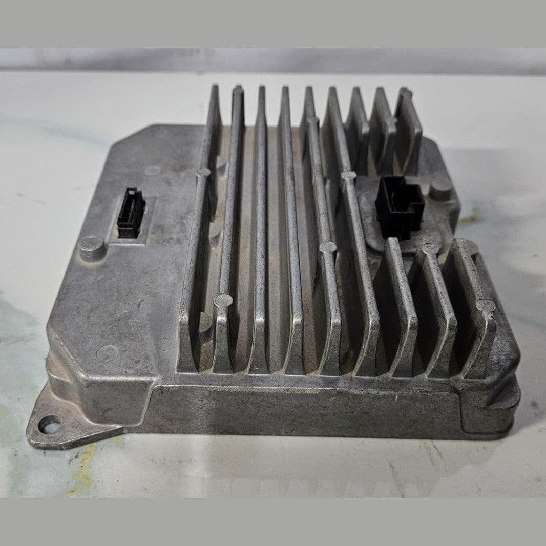 OEM BMW 2016-2019 G11 G12 G30  POWER CONTROL MODULE PCU 500   9330190