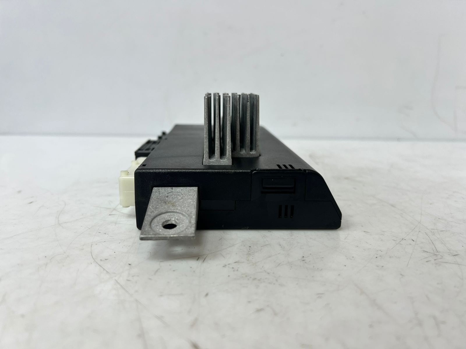 BMW 5 Series E39 and 7 Series E38 Light Control Module LCM-II 8372874 OEM