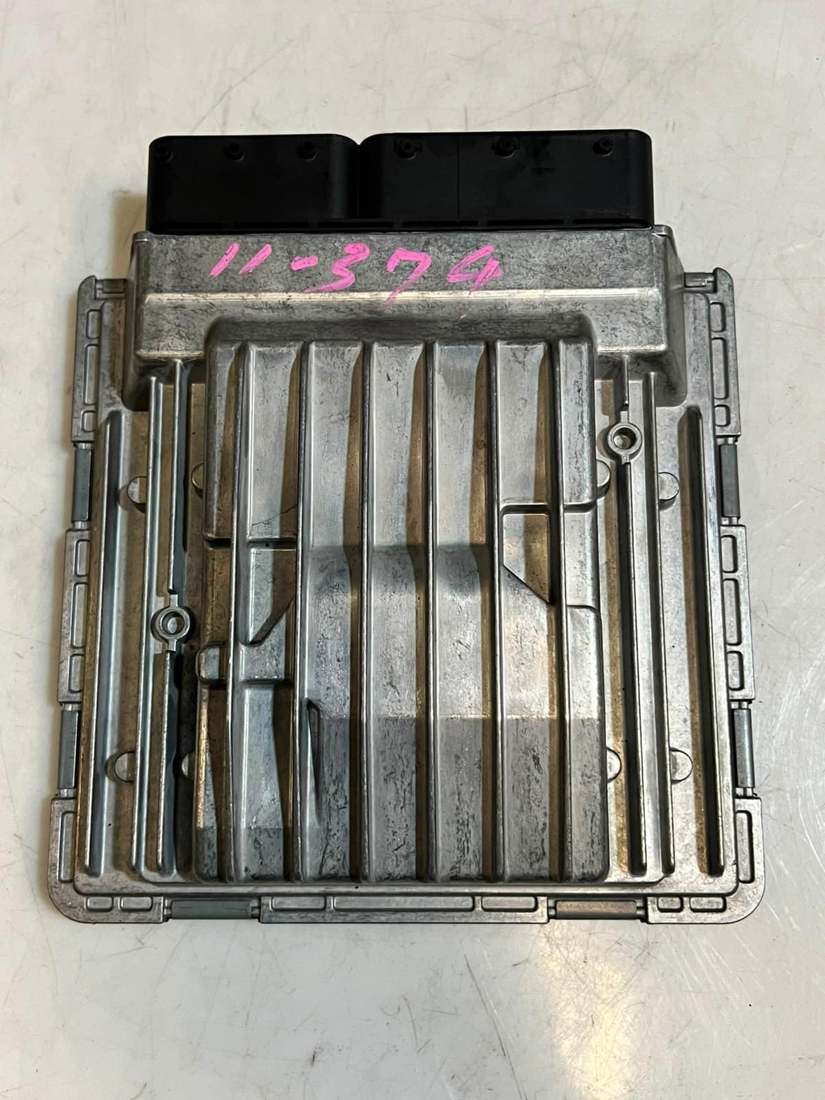 BMW 318i E81 E87 LCI N43 Engine Control Unit MSD81.2 DME 7621178 OEM