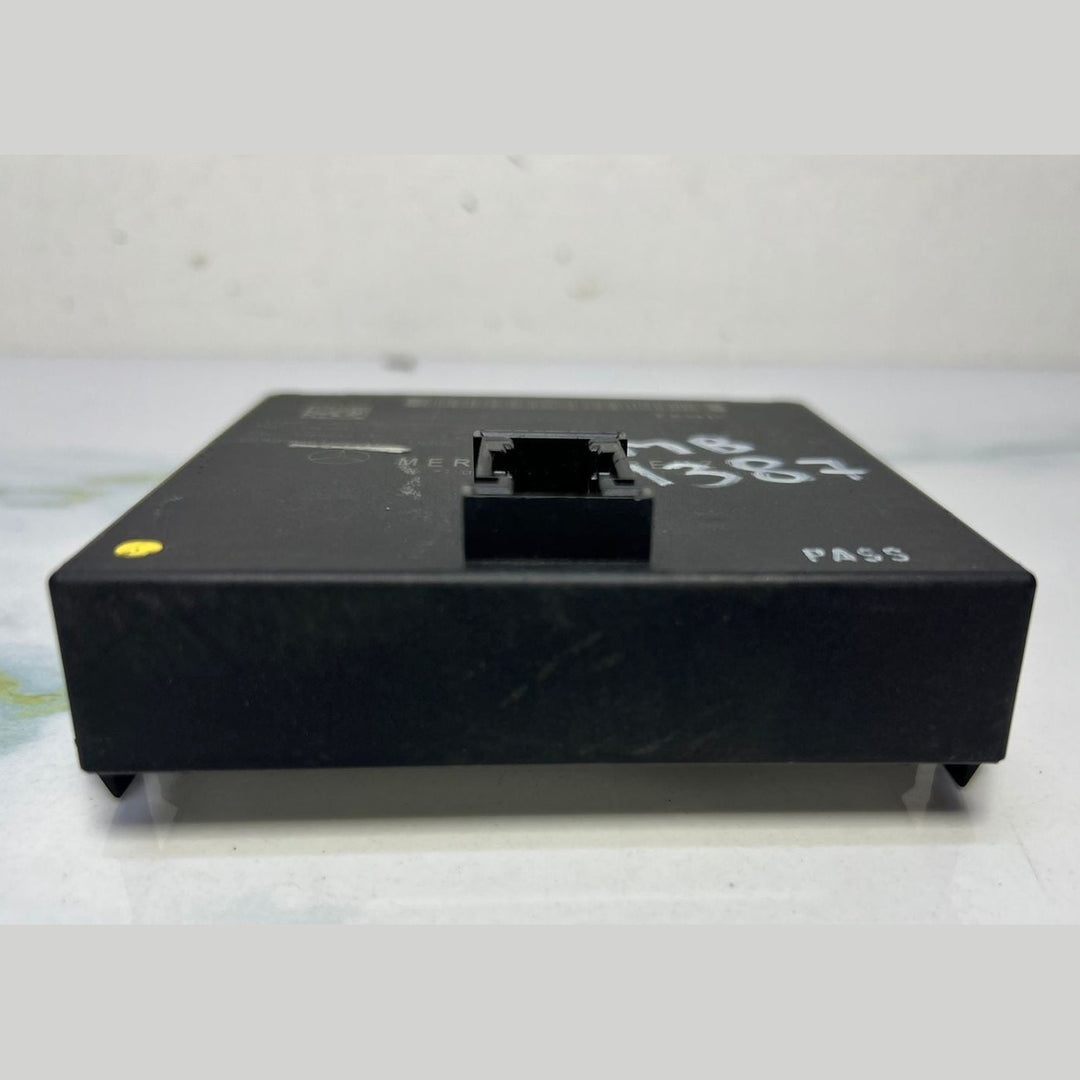 07-14 Mercedes-Benz S550 Central Gateway Control Module A2215402762 W221 W216 CL