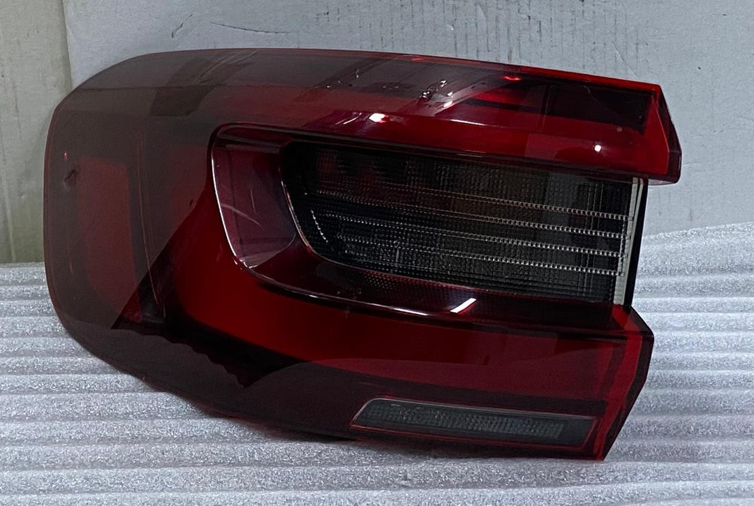 OEM BMW X5 G05 Rear Left Side Panel Tail Light LED 5A0DB01 ECE RHD