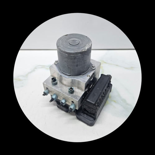BMW F10 F11 F01 F06 ABS Hydraulic Pump Control Module 6868339 OEM
