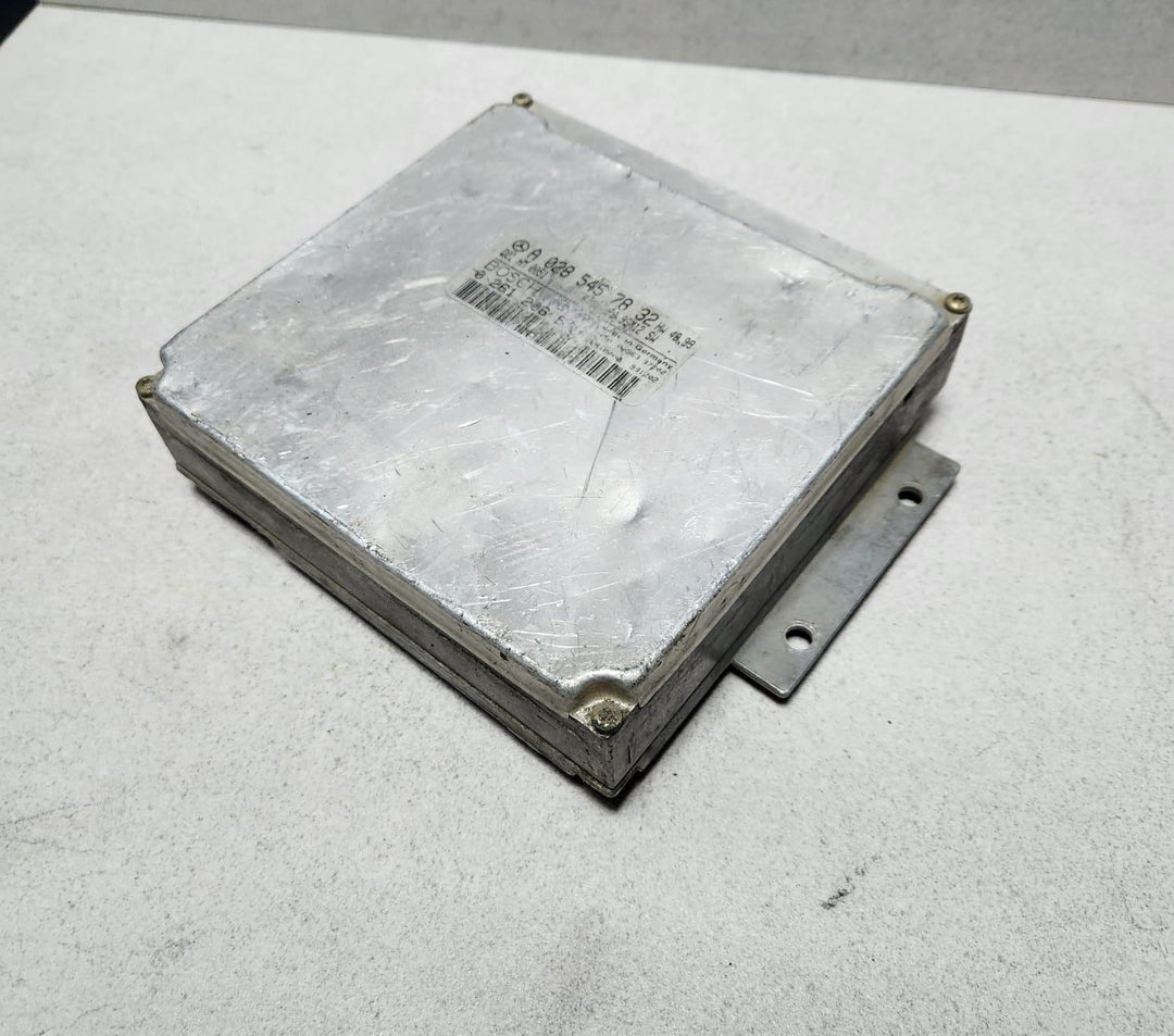 1998-2001 Mercedes-Benz SLK230 Engine Control Unit A0285457832