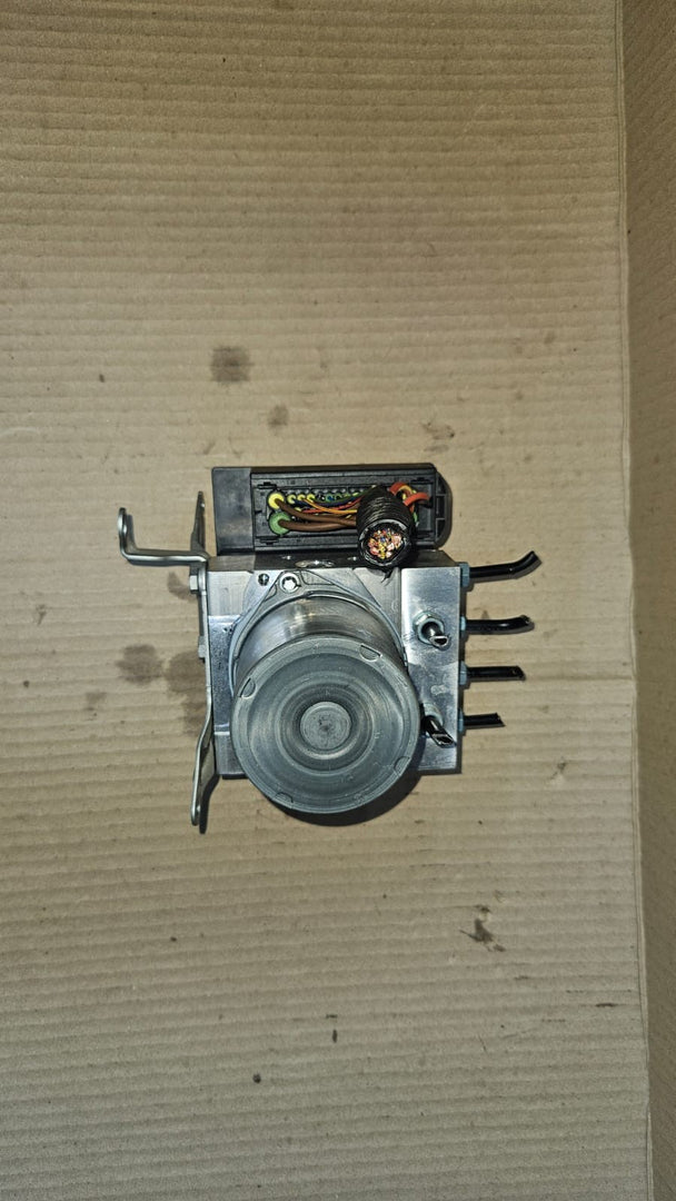 X1 E84 6860216 ABS Pump DSC Module Anti Brake AWD OEM BMW E84 X1 2013-2015