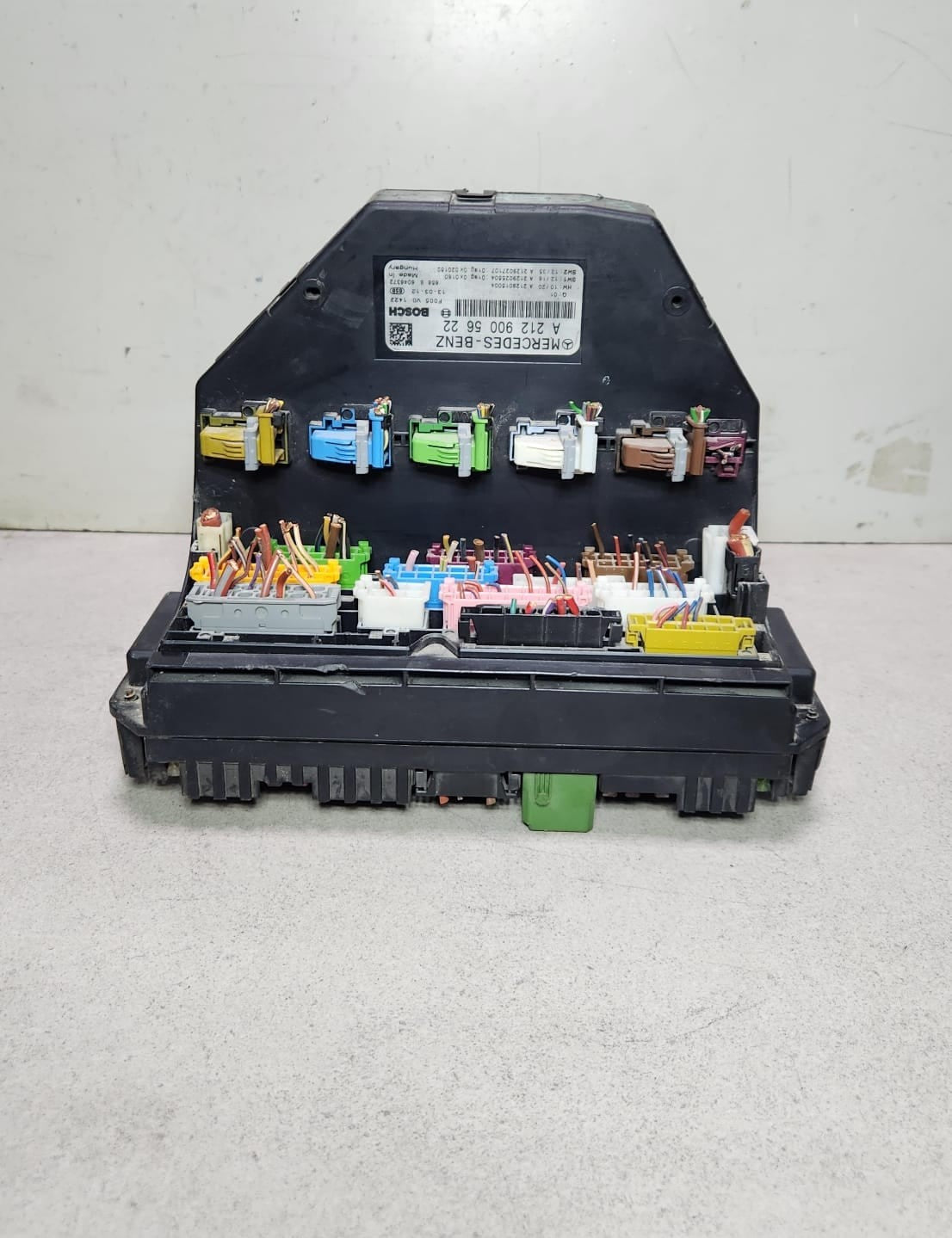 Mercedes-Benz C W204 Control Module Unit Sam Fuse Box A2129005622 