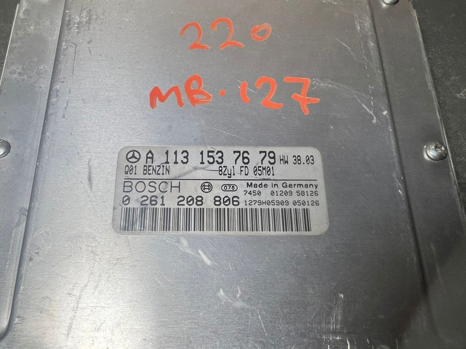 01-06 Mercedes W220 S-Class Engine Control Module Unit ECM ECU A113 1537679