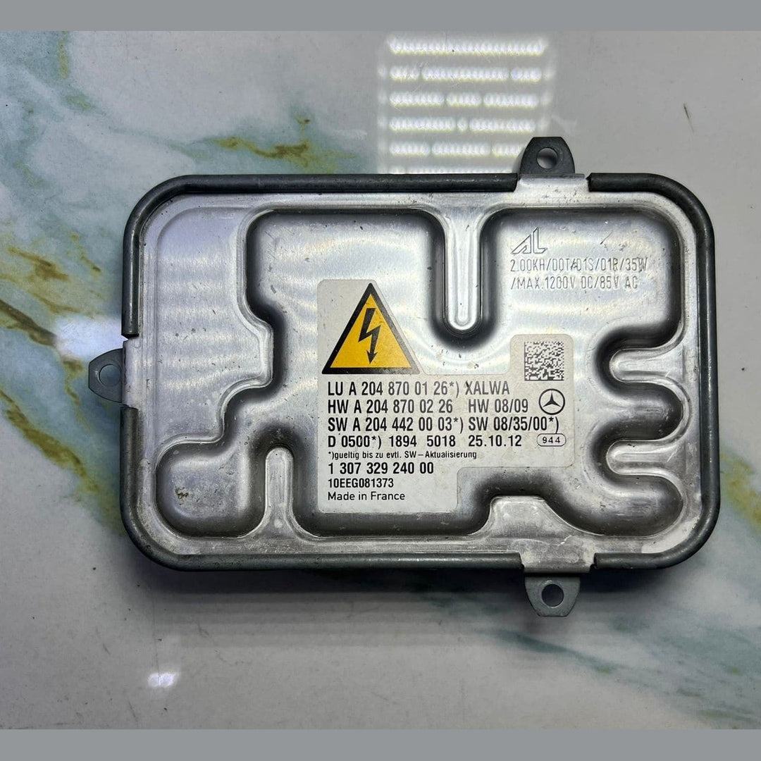 2010-2013 Mercedes C200 Xenon Headlight Ballast Control Unit A2048700126 W204