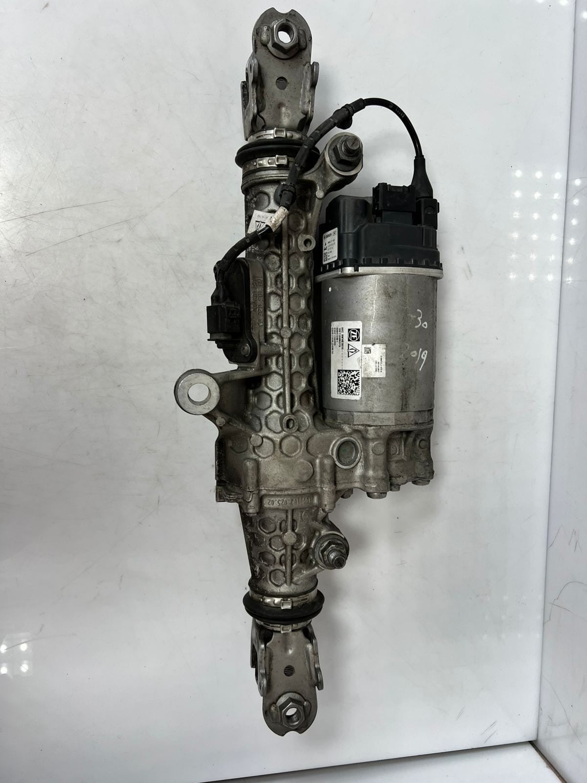 2018-20 BMW M550i G30 760i M760i Rear Power Steering Rack And Pinion 6883728 01